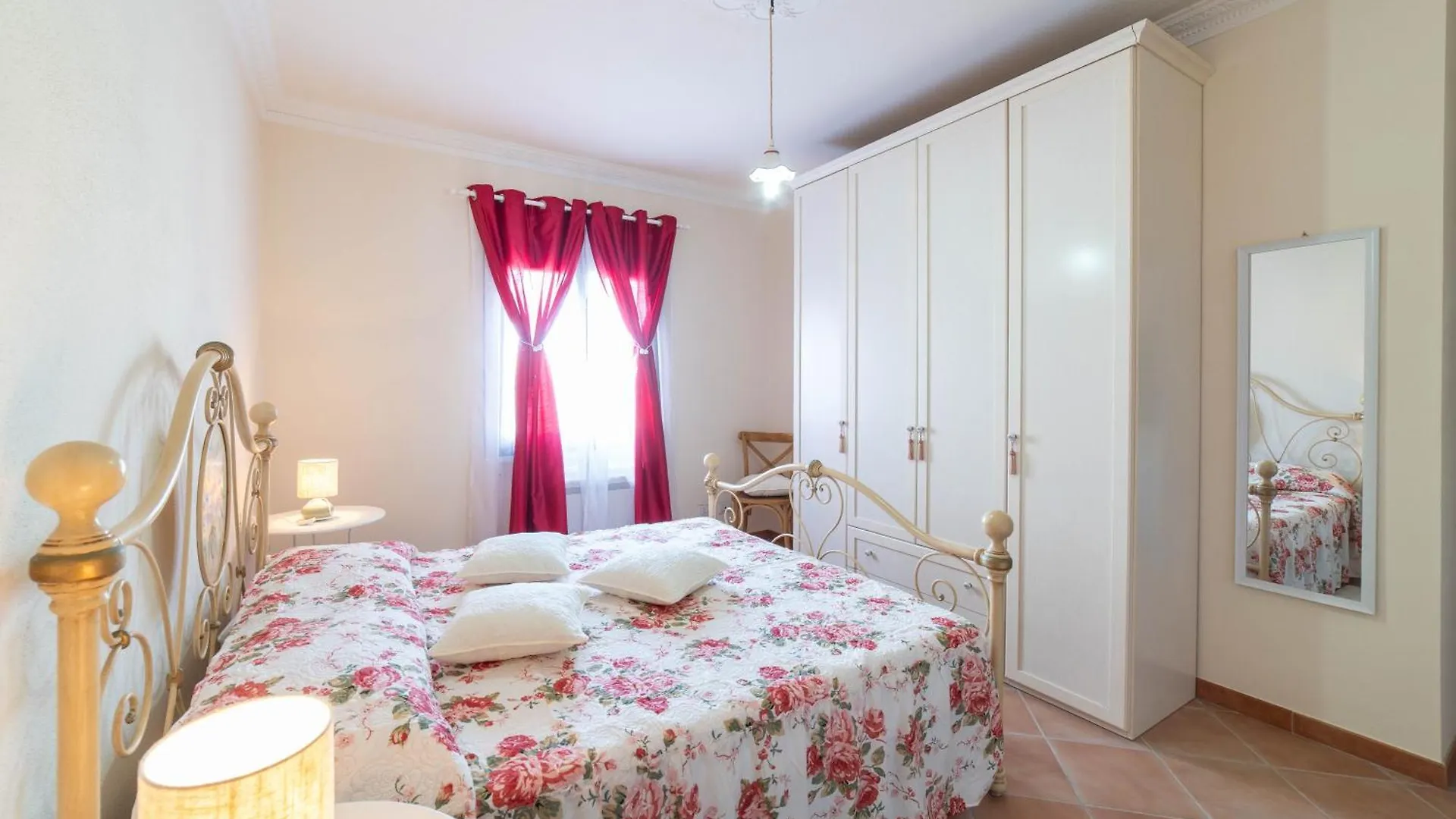 Mricky House Lejlighed Càbras